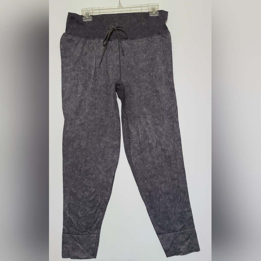 PINK‎ Victoria's Secret Active High Waist Seamless Gray Leggings - Size XL